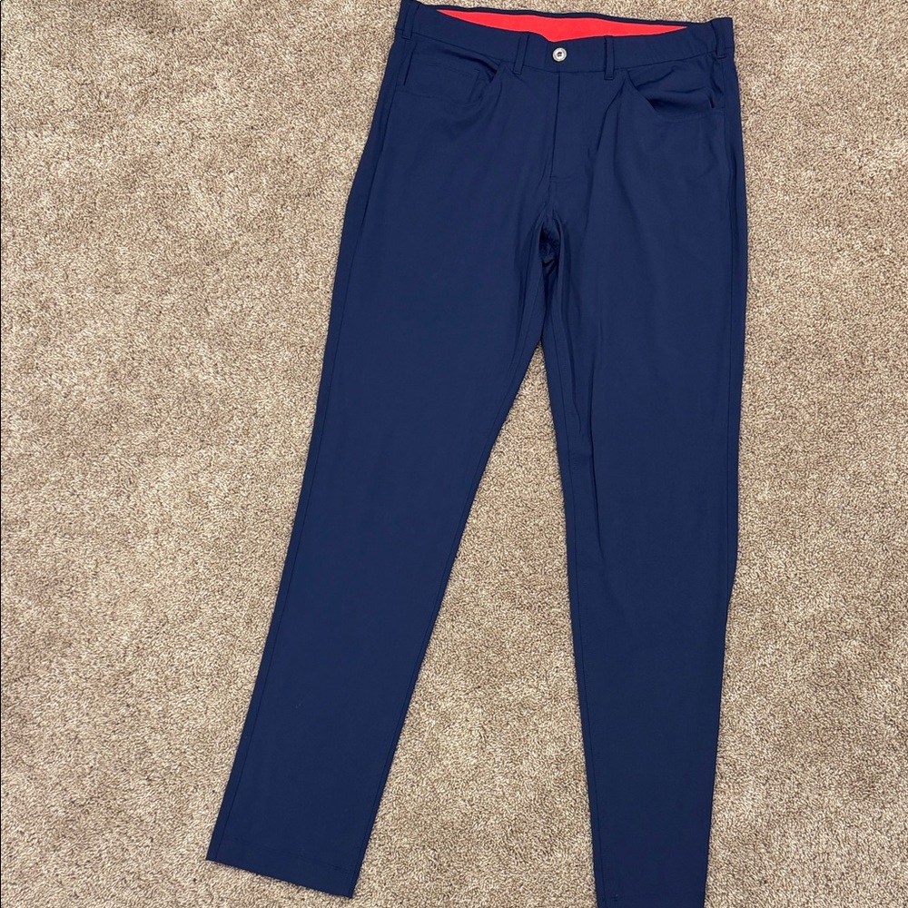 Men's Stretch Chino Pants in Navy